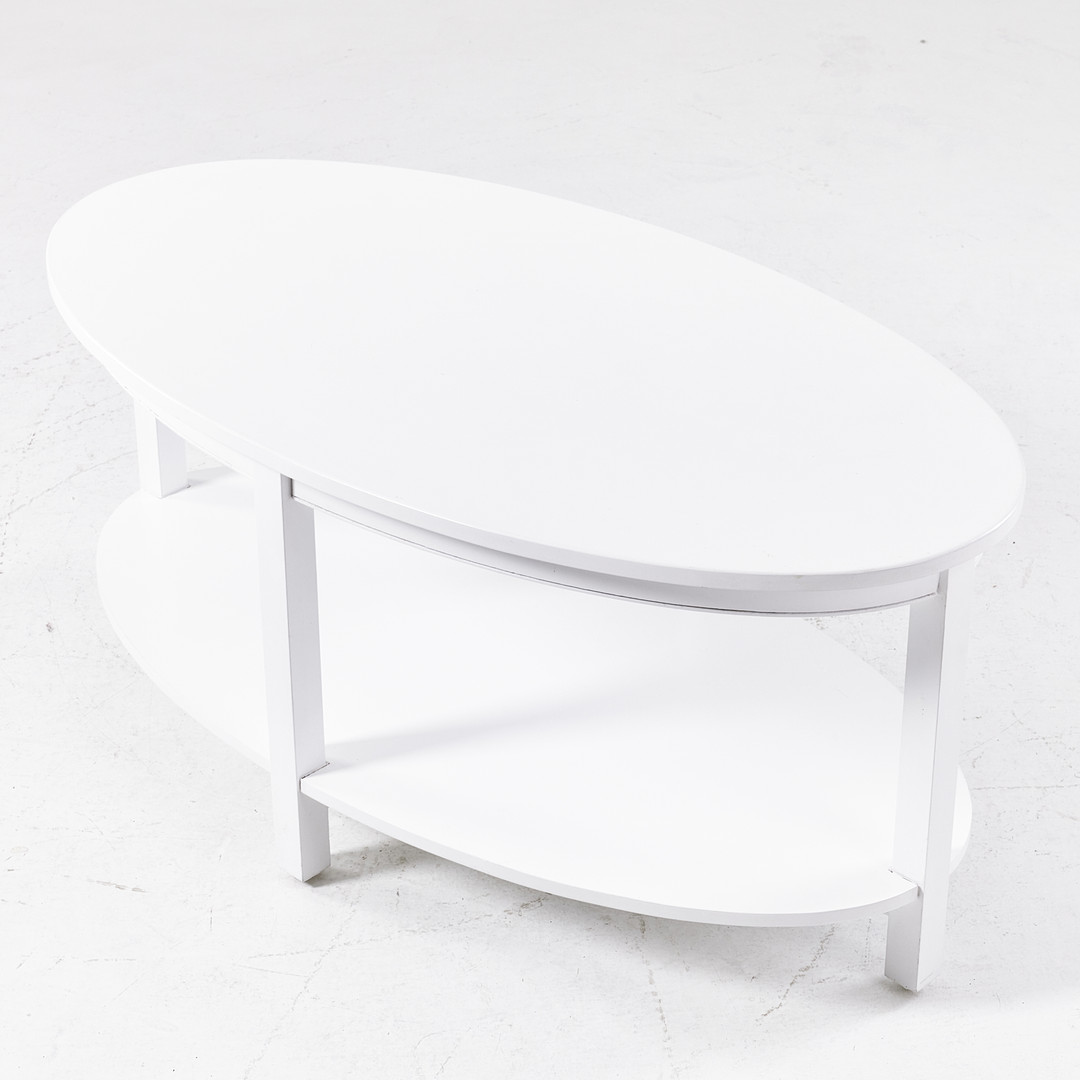 SOFFBORD, vitmålad stomme, tidningshylla, oval form, samtida.