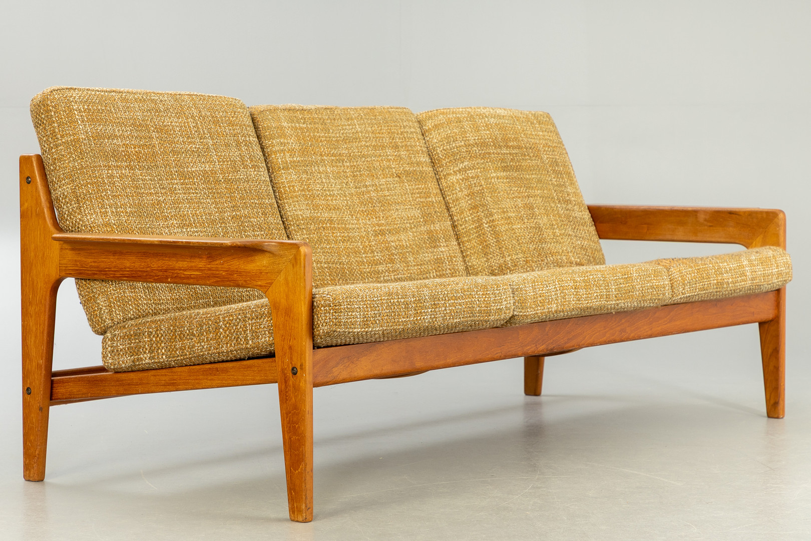 ARNE WAHL IVERSEN. Komfort. 3-Sitzer / Sofa. Dänemark, 2. Hälfte 20. Jh.