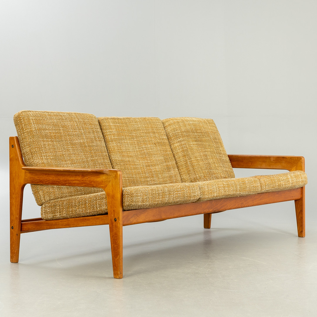 ARNE WAHL IVERSEN. Komfort. 3-Sitzer / Sofa. Dänemark, 2. Hälfte 20. Jh.