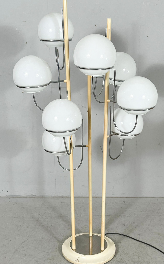 GINO SARFATTI. Zugeschrieben. Mid Century Stehleuchte/Stehlampe, Italien, 1960er Jahre.