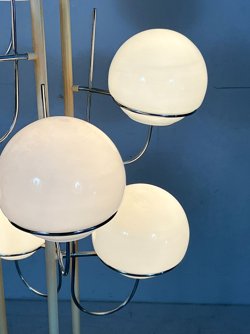 GINO SARFATTI. Zugeschrieben. Mid Century Stehleuchte/Stehlampe, Italien, 1960er Jahre.