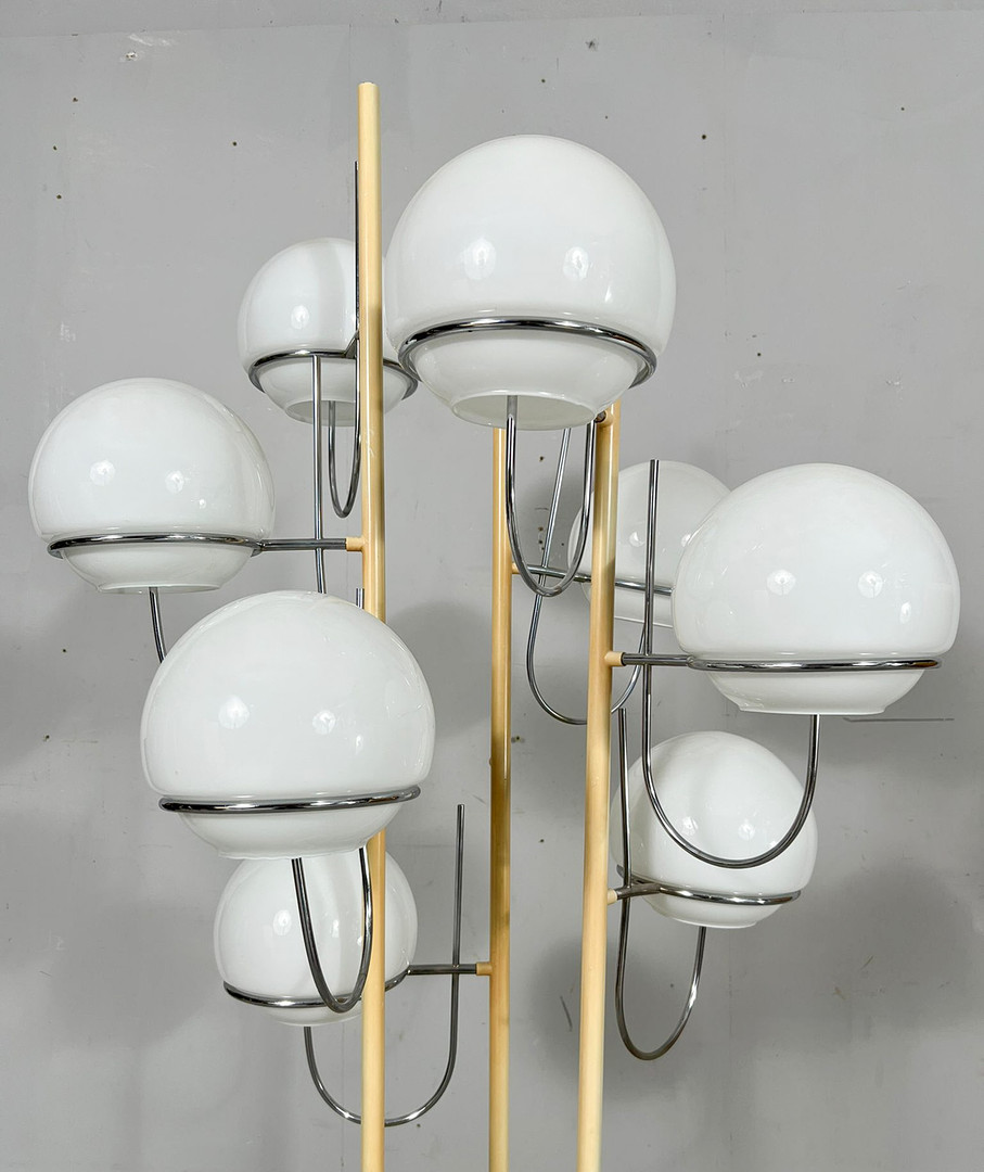 GINO SARFATTI. Zugeschrieben. Mid Century Stehleuchte/Stehlampe, Italien, 1960er Jahre.