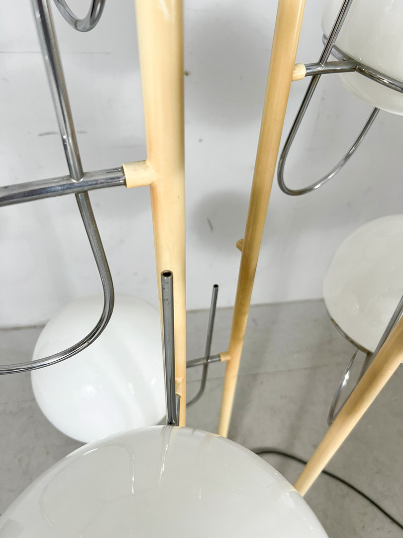 GINO SARFATTI. Zugeschrieben. Mid Century Stehleuchte/Stehlampe, Italien, 1960er Jahre.
