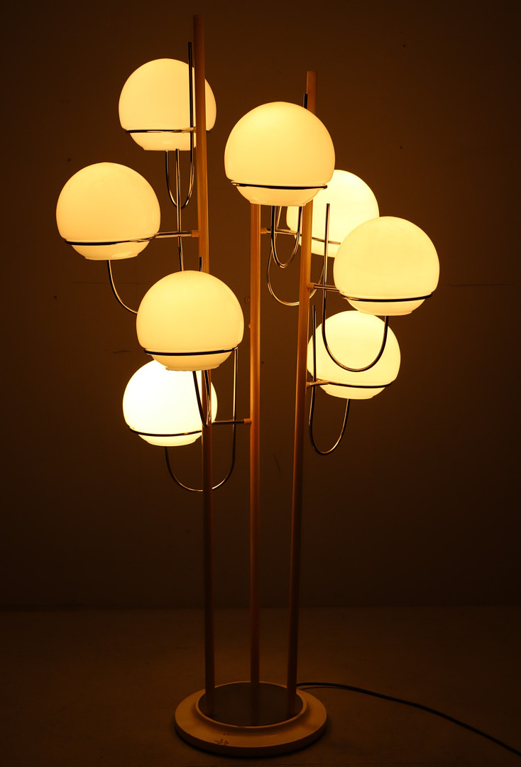 GINO SARFATTI. Zugeschrieben. Mid Century Stehleuchte/Stehlampe, Italien, 1960er Jahre.