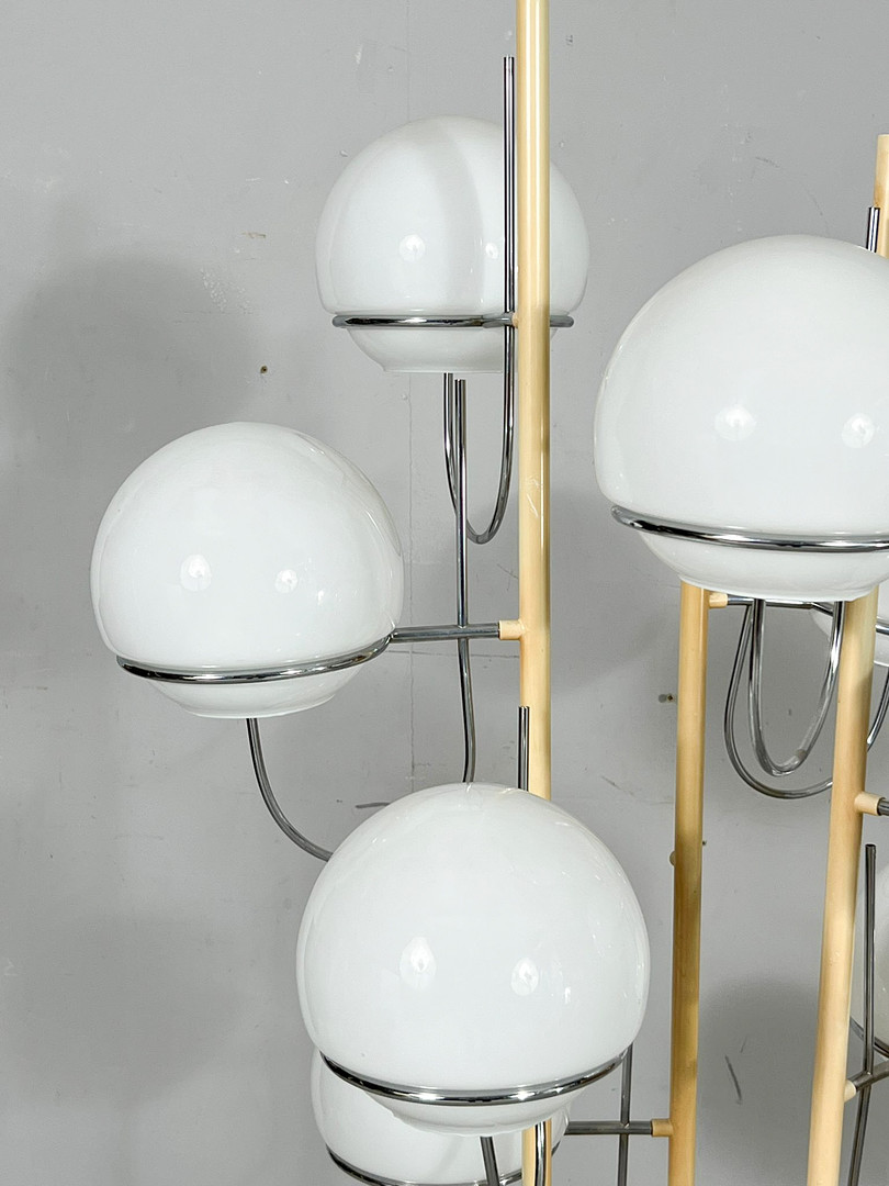 GINO SARFATTI. Zugeschrieben. Mid Century Stehleuchte/Stehlampe, Italien, 1960er Jahre.