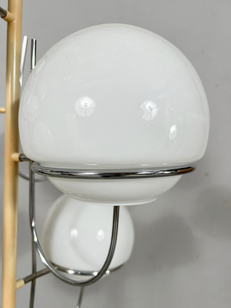 GINO SARFATTI. Zugeschrieben. Mid Century Stehleuchte/Stehlampe, Italien, 1960er Jahre.