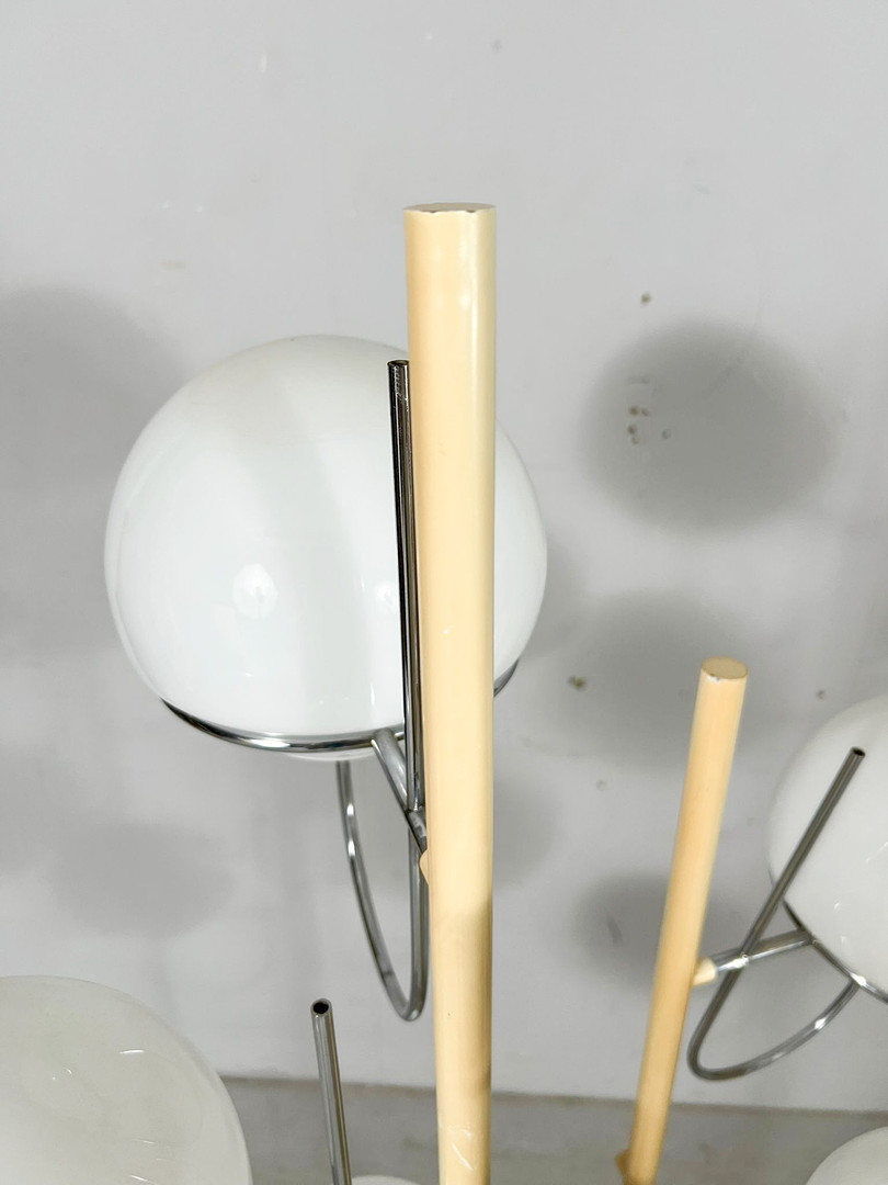 GINO SARFATTI. Zugeschrieben. Mid Century Stehleuchte/Stehlampe, Italien, 1960er Jahre.
