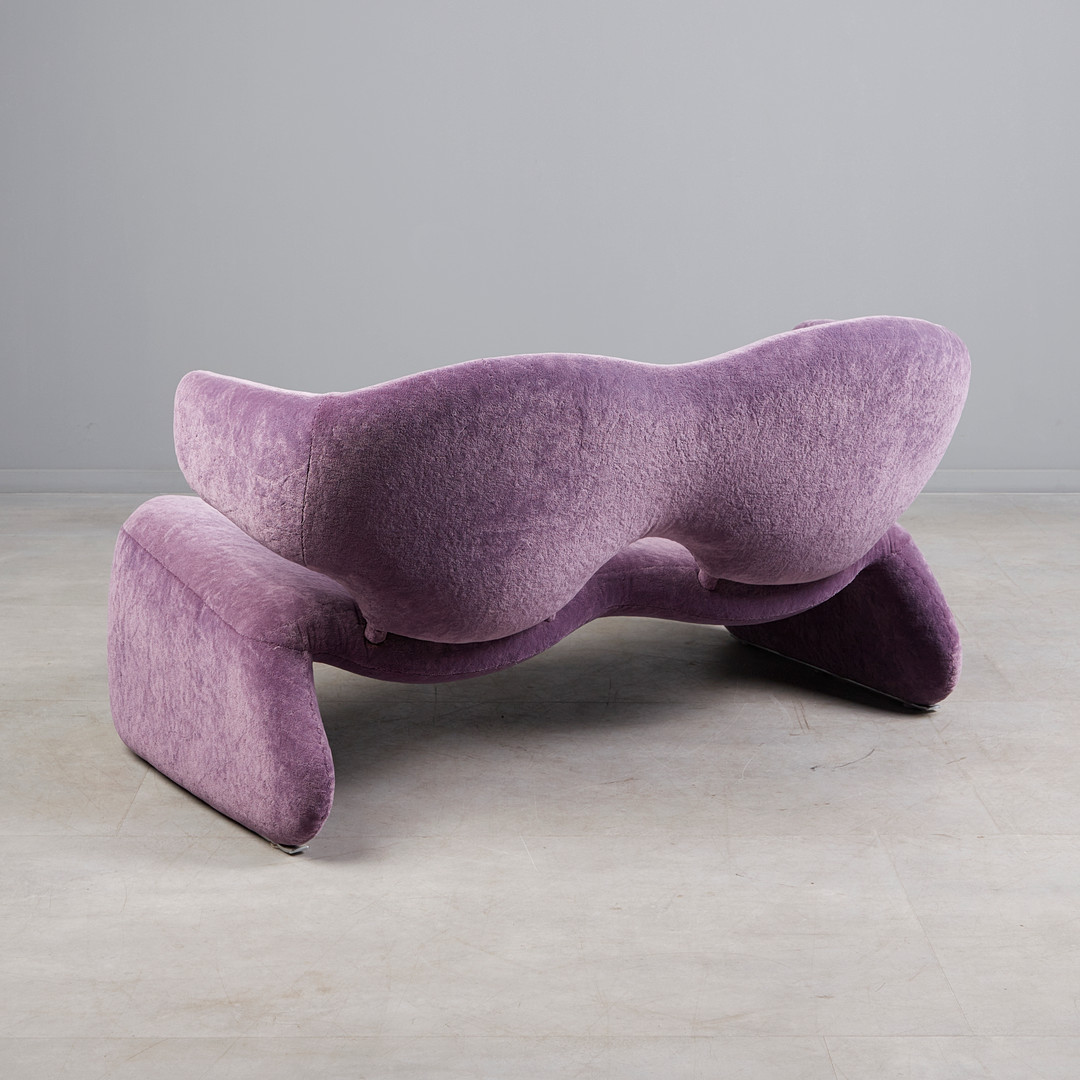 OLIVIER MOURGUE. Airborne International, Zweisitzer Sofa, Modell 'Djinn Sofa', Stahl, Stoff, Entwurf 1964, Frankreich.