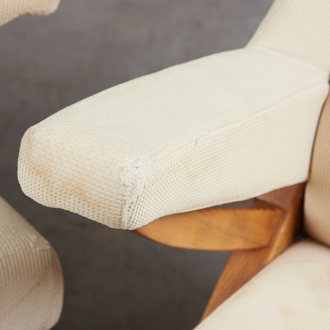FRANCO ALBINI. Arflex, zwei Sessel / Ohrensessel / Lounge Chair, Modell 'Fiorenza', Holz, Stoff, Entwurf 1952, Italien (2).
