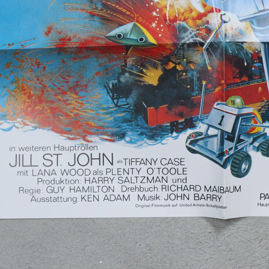 'James Bond 007 - Feuerball' und 'James Bond 007 - Diamantenfieber', deutsche Filmplakate.