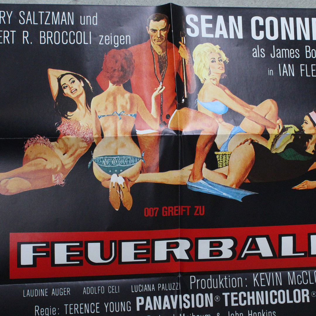 'James Bond 007 - Feuerball' und 'James Bond 007 - Diamantenfieber', deutsche Filmplakate.