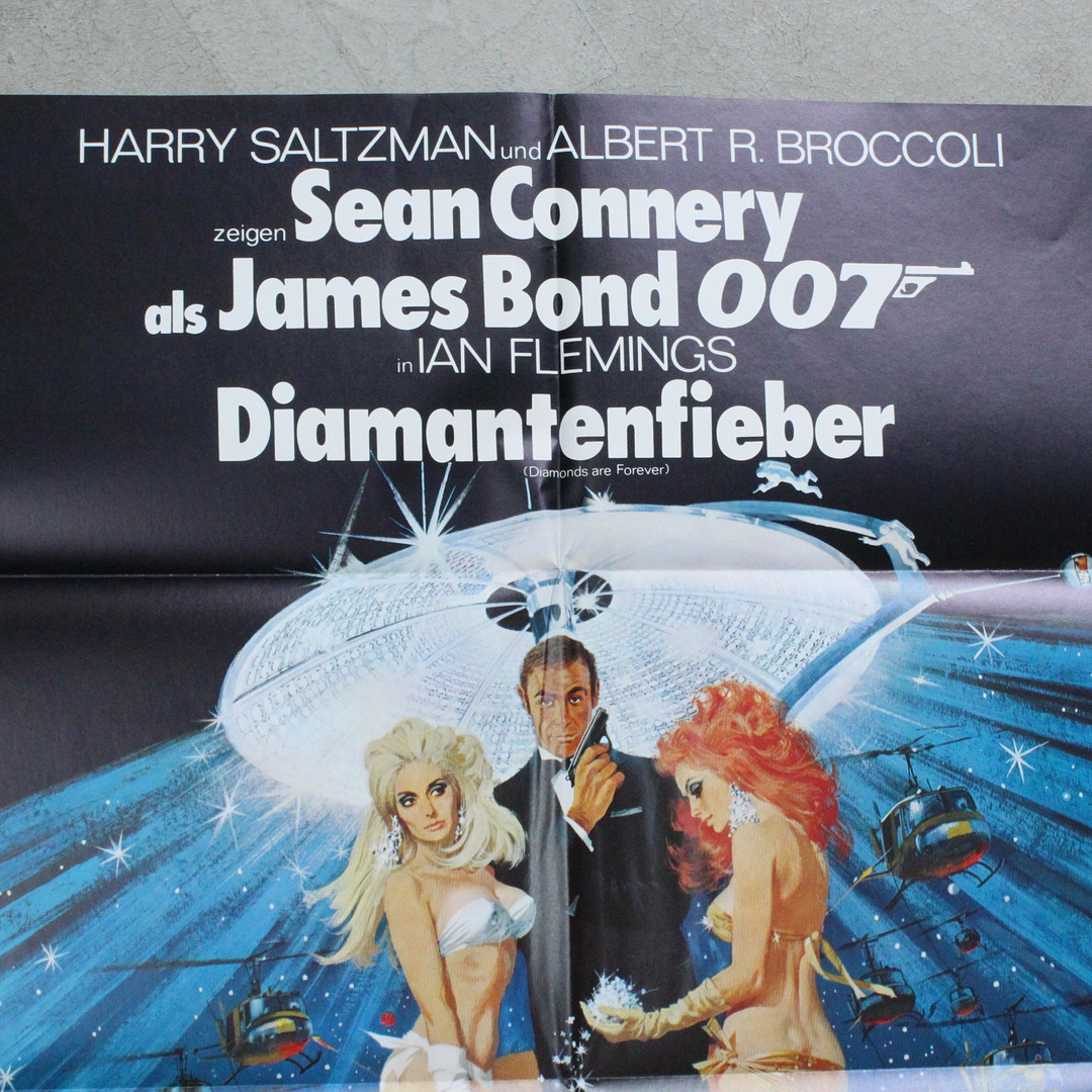 'James Bond 007 - Feuerball' und 'James Bond 007 - Diamantenfieber', deutsche Filmplakate.