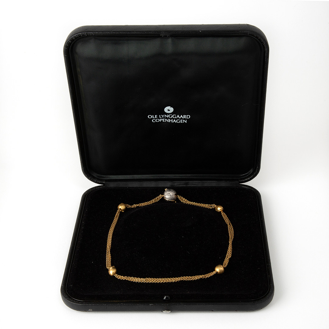 CHARLOTTE LYNGGAARD, collier, 18K guld och vitguld med briljantslipade diamanter.