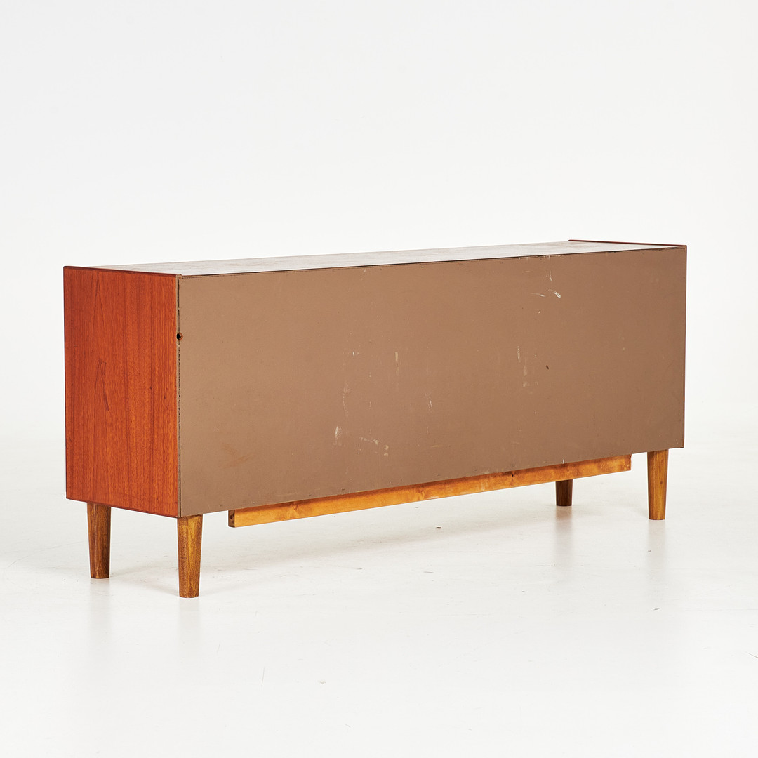 TAGE OLOFSSON. Sideboard / skänk, teak, 3 draglådor samt skåpdel, märkt, Ulferts, 1950/60-tal.