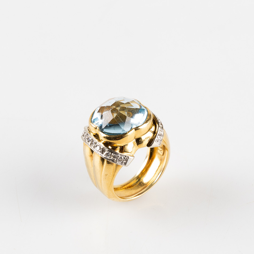 COCKTAILRING, 18K guld,