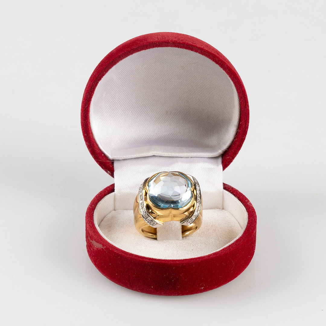 COCKTAILRING, 18K guld,