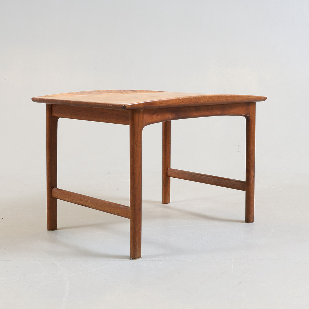FOLKE OHLSSON. soffbord, teak, "Frisco", Tingströms, 1900-tal.
