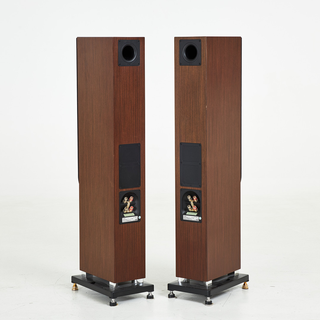 HÖGTALARE, 1 par, Elac FS248, finish Mocha veneer, omkring 2010.