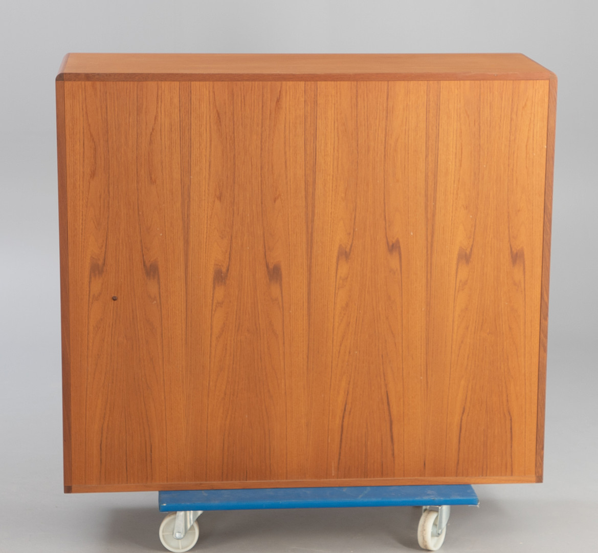 Dyrlund, Schrank / Regal / Sideboard in Teak.