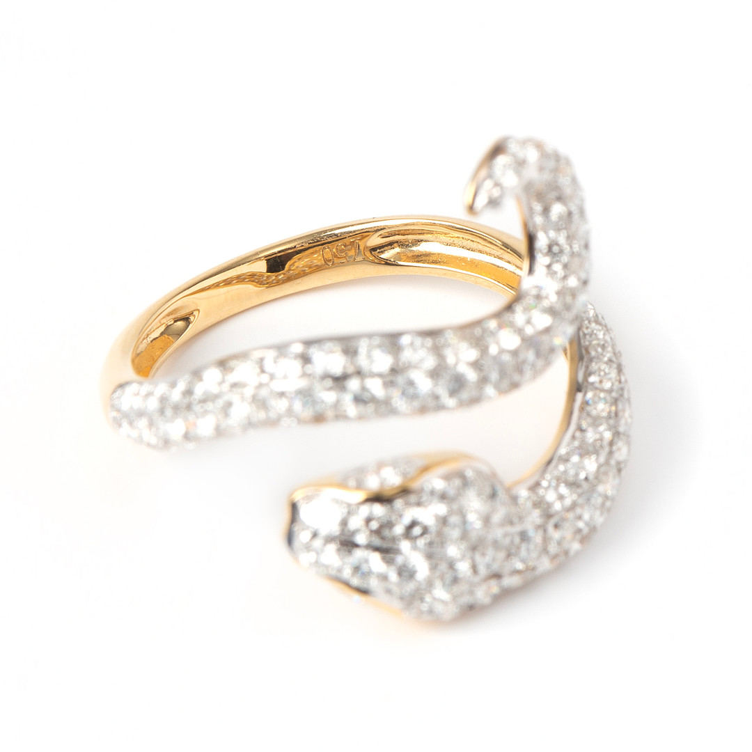 RING, 18K guld och vitguld med briljantslipade diamanter totalt ca 1.26 ct.