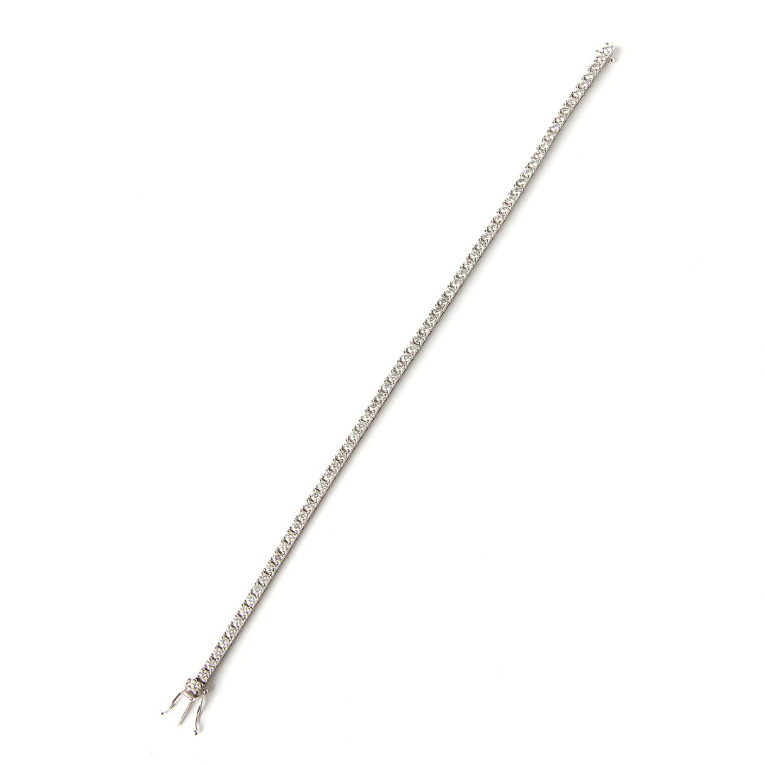 ARMBAND, 18K vitguld med briljantslipade diamanter totalt 2.45 ct.