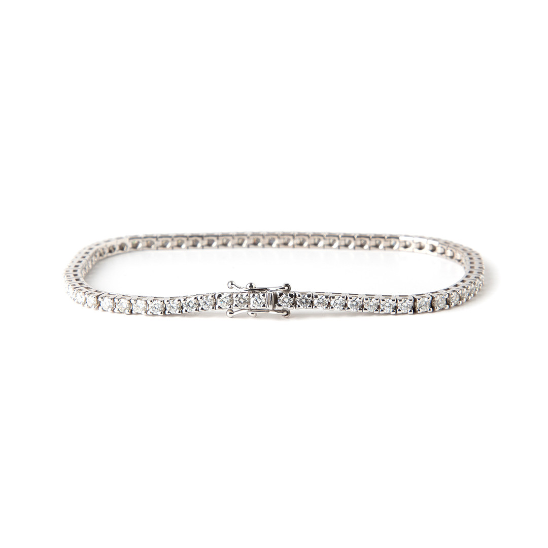 ARMBAND, 18K vitguld med briljantslipade diamanter totalt 2.45 ct.