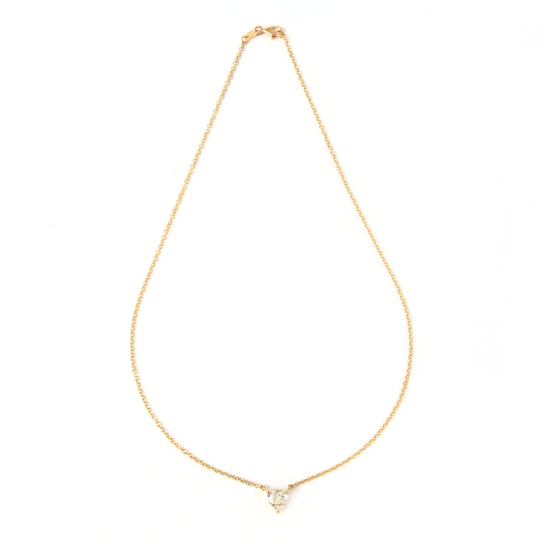 COLLIER, 18K guld med hjärtslipad diamanter totalt ca 1.02 ct.
