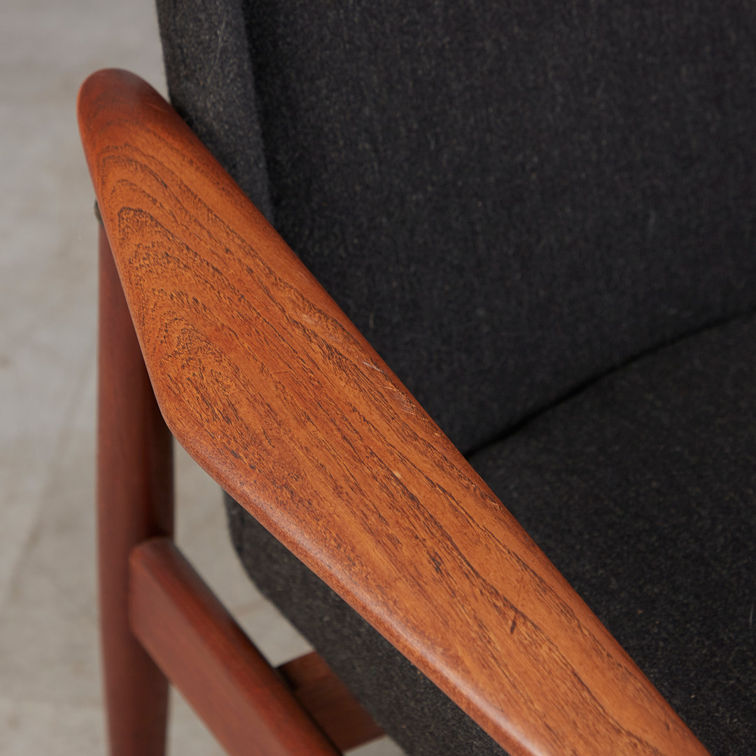 ARNE VODDER. für Slagelse Møbelværk, Armlehnstuhl / Sessel, Modell '810', Wolle, Teak, 1960er Jahre, Dänemark.