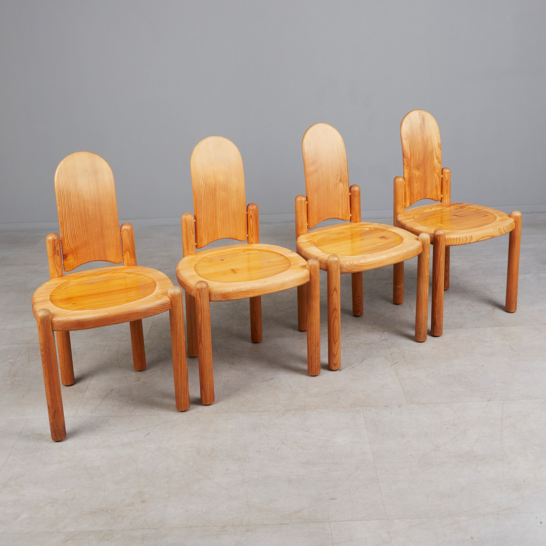 RAINER DAUMILLER. Im Stil von. Vier Stühle / Esszimmerstühle, Kiefer, 1970er Jahre, Dänemark (4).