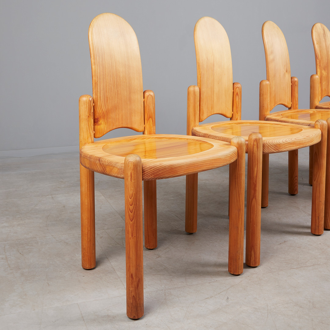 RAINER DAUMILLER. Im Stil von. Vier Stühle / Esszimmerstühle, Kiefer, 1970er Jahre, Dänemark (4).