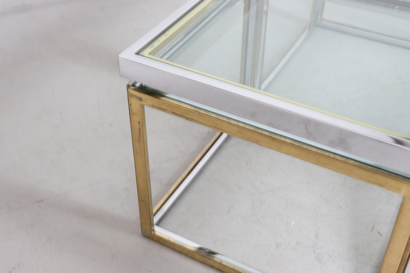MAISON CHARLES. Coffee Table/ Tisch mit vier Satztischen, Hollywood Regency, 1970er Jahre.