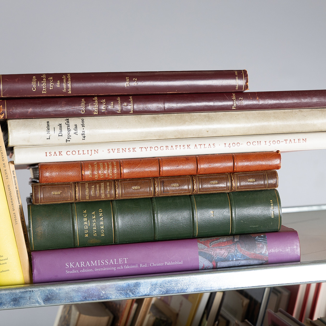 SAMLING BÖCKER, om böcker, bokhantverk mm. På Svenska. ca 232 st.