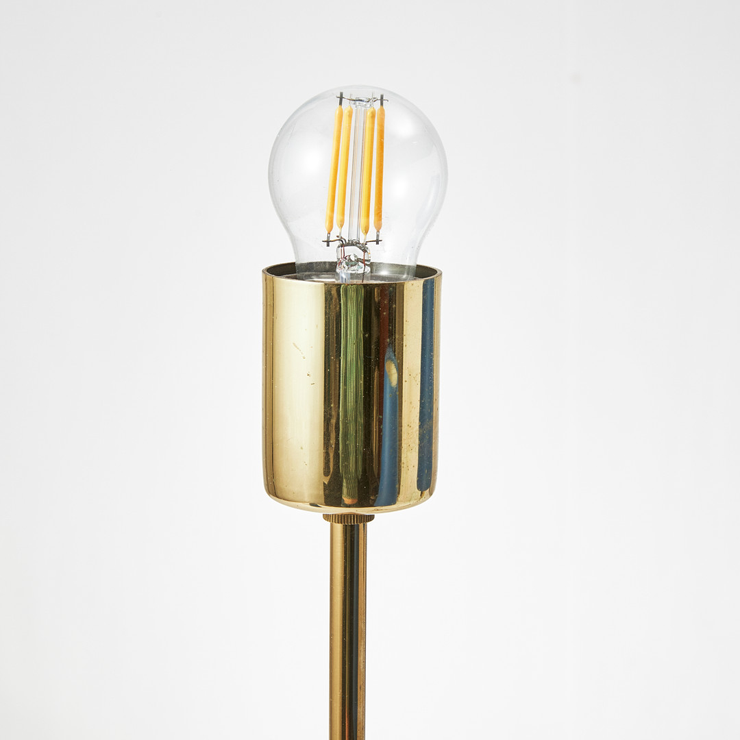JOSEF FRANK. Bordslampa, Firma Svenskt Tenn, mässing, modell 2468.
