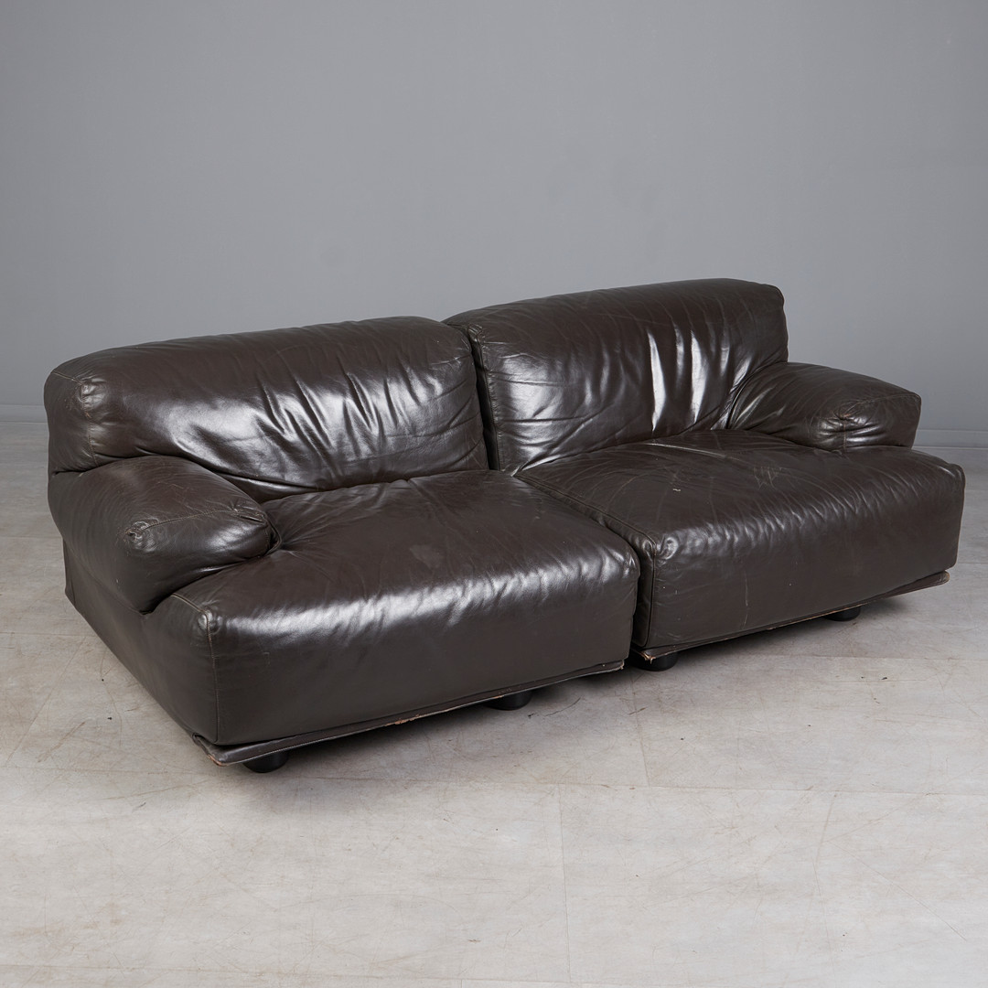 VICO MAGISTRETTI. für Cassina, Modulsofa / Couch, Modell 'Fiandra', Leder, 1970er Jahre, Italien (2).