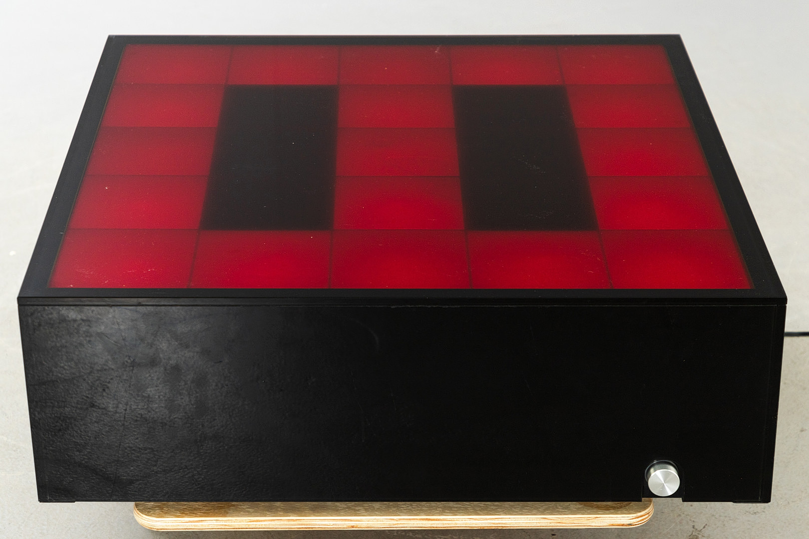 TOM DIXON / DAFT PUNK. Habitat. Beleuchteter Couchtisch.