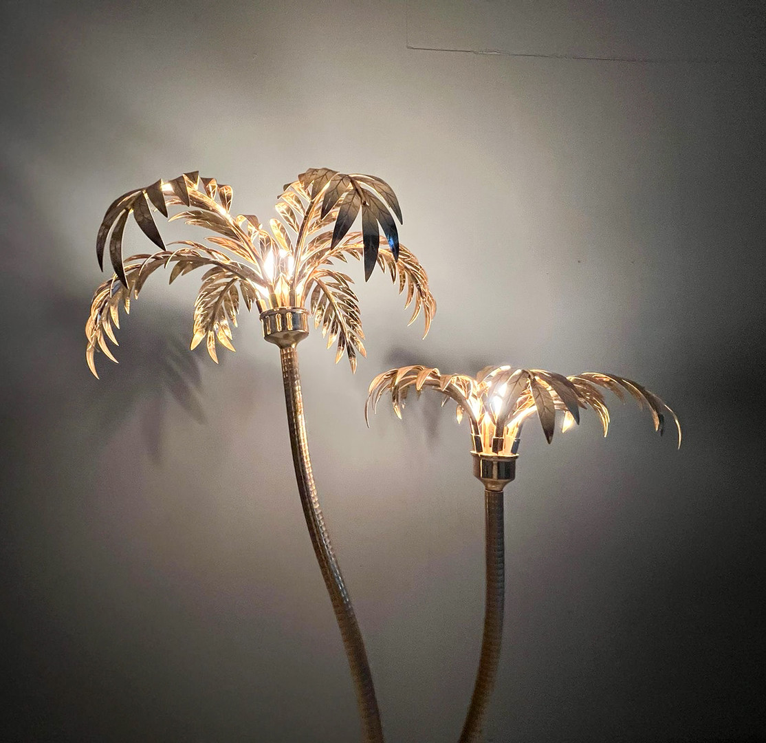 HANS KÖGL. Im Stil von. Hollywood Regency Stehleuchte/Stehlampe/Palmenlampe, Italien, 1980er Jahre.