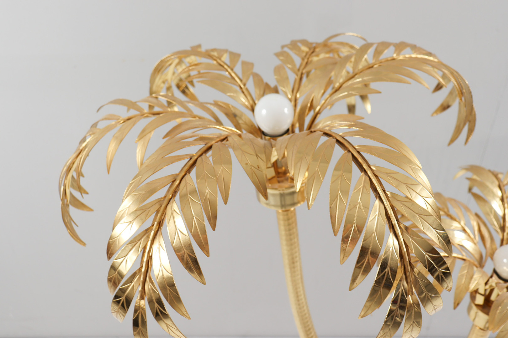HANS KÖGL. Im Stil von. Hollywood Regency Stehleuchte/Stehlampe/Palmenlampe, Italien, 1980er Jahre.