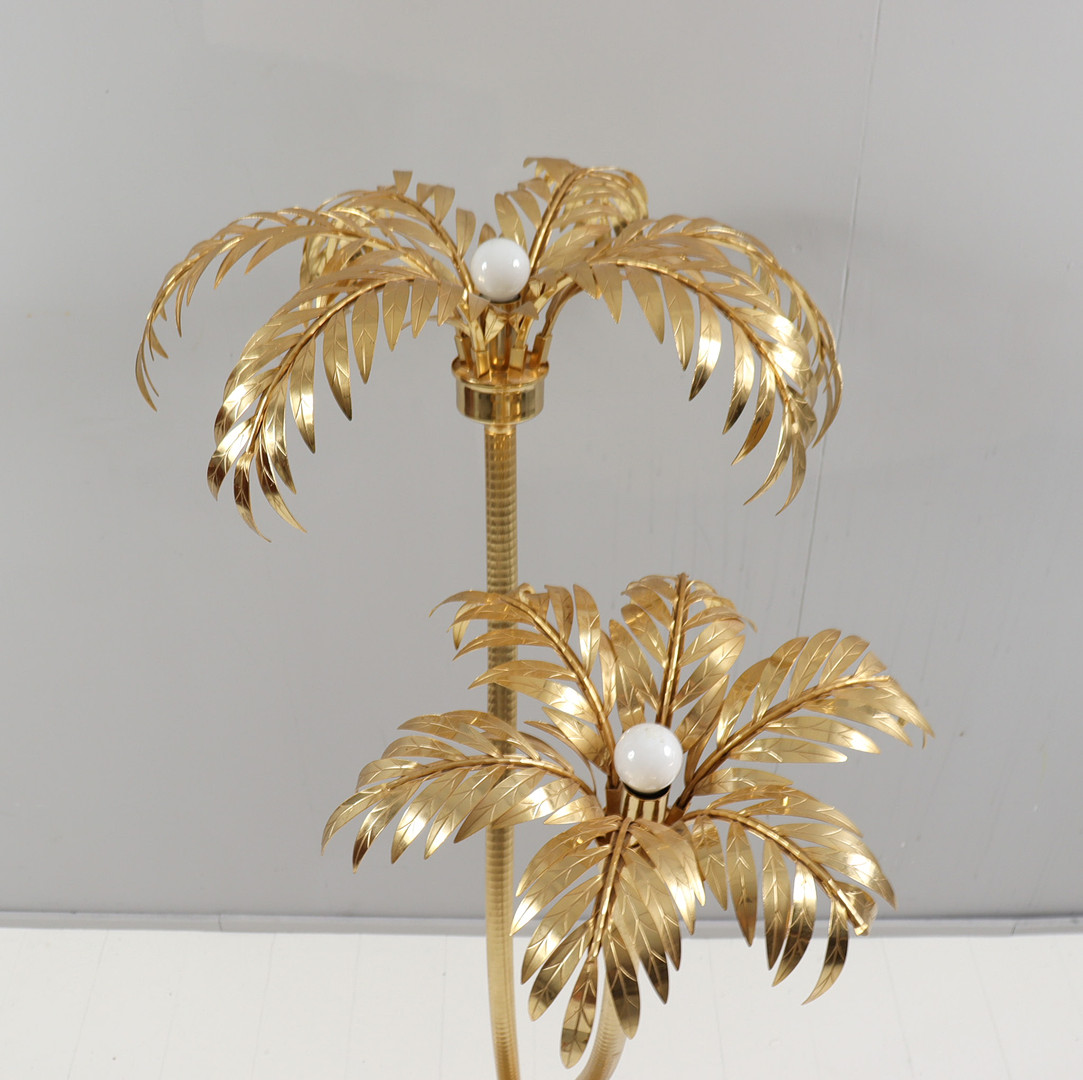 HANS KÖGL. Im Stil von. Hollywood Regency Stehleuchte/Stehlampe/Palmenlampe, Italien, 1980er Jahre.