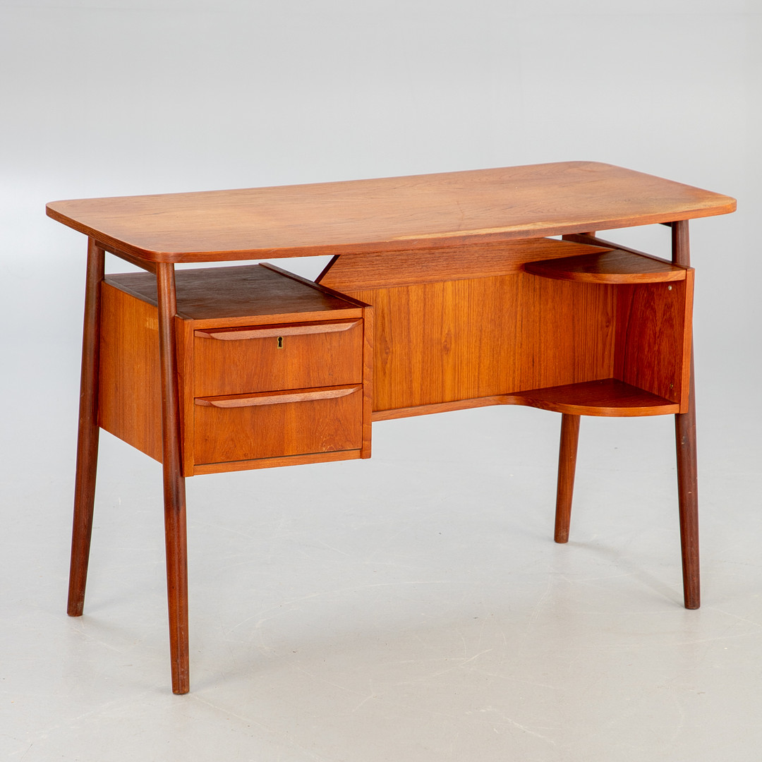 GUNNAR NIELSEN TIBERGAARD. Teak Schreibtisch, 1960er Jahre.