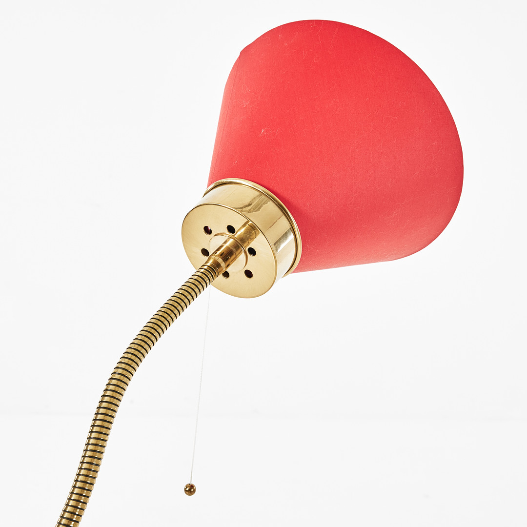 JOSEF FRANK. Golvlampa, modell 2431, Firma Svenskt Tenn.