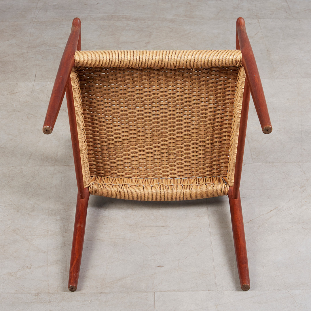 NIELS OTTO MØLLER. für JL Møller Møbelfabrik, Stuhl / Armlehnstuhl, Modell '56', Teak, Papierkordel, 1960er Jahre, Dänemark.