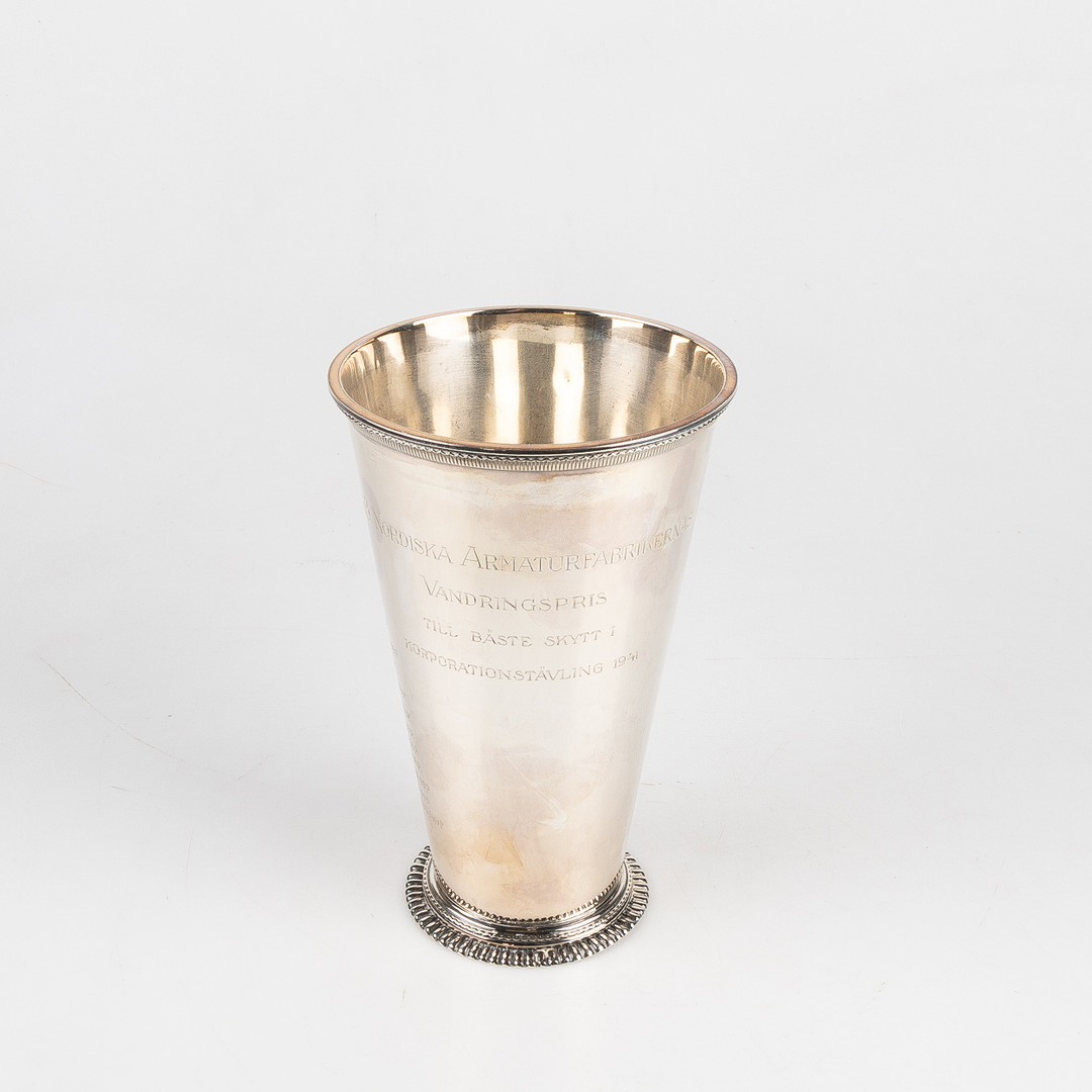 BÄGARE, silver, C G Hallberg, Stockholm, 1940.