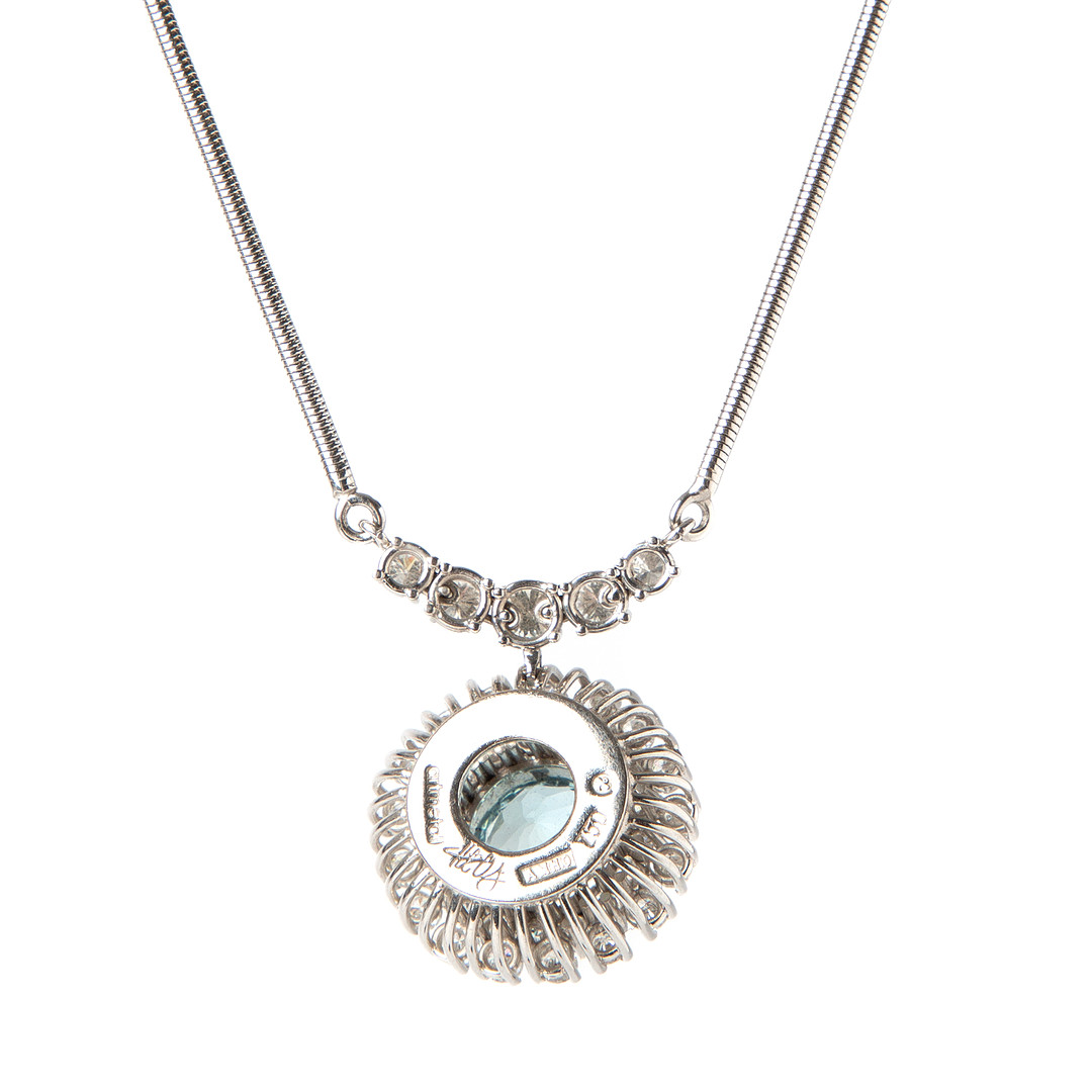 COLLIER, 18K vitguld med fasettslipad akvamarin, ca 4.25 ct samt briljantslipade diamanter totalt ca 2.00 ct, Artmetall, Helsingborg.