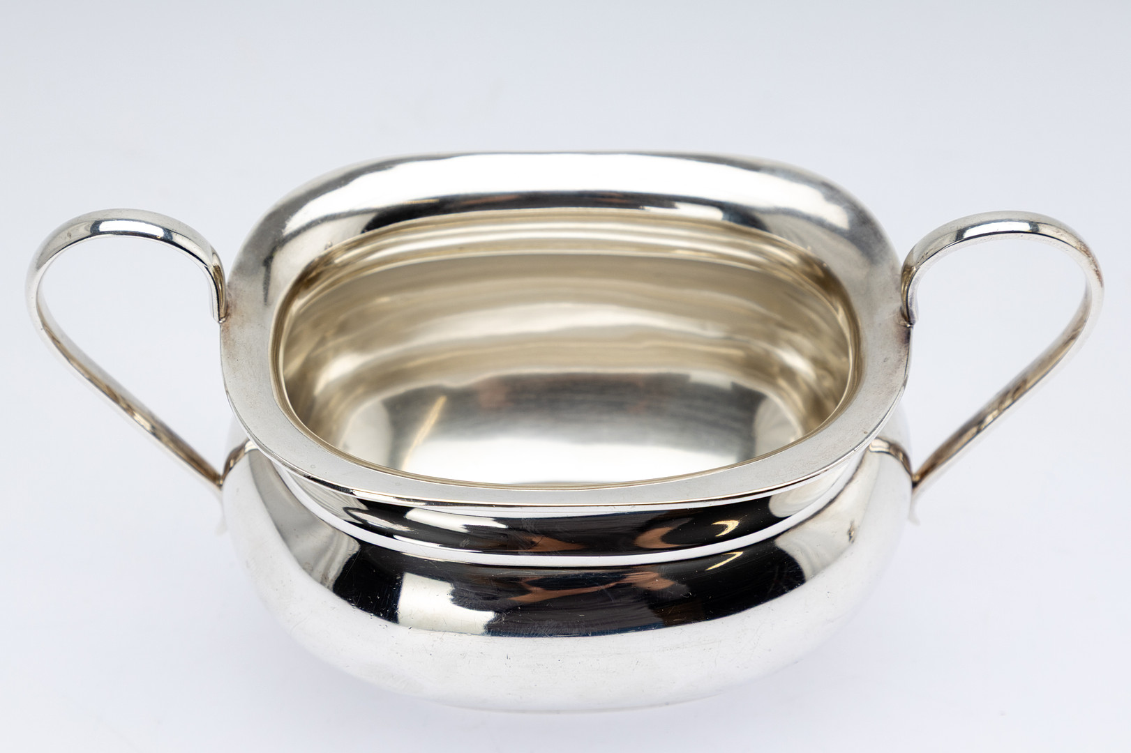 VINER´S LTD (EMILE VINER). Teeservice im Stil Georg III, 3-teilig, Sterling Silber, Sheffield, 1931.
