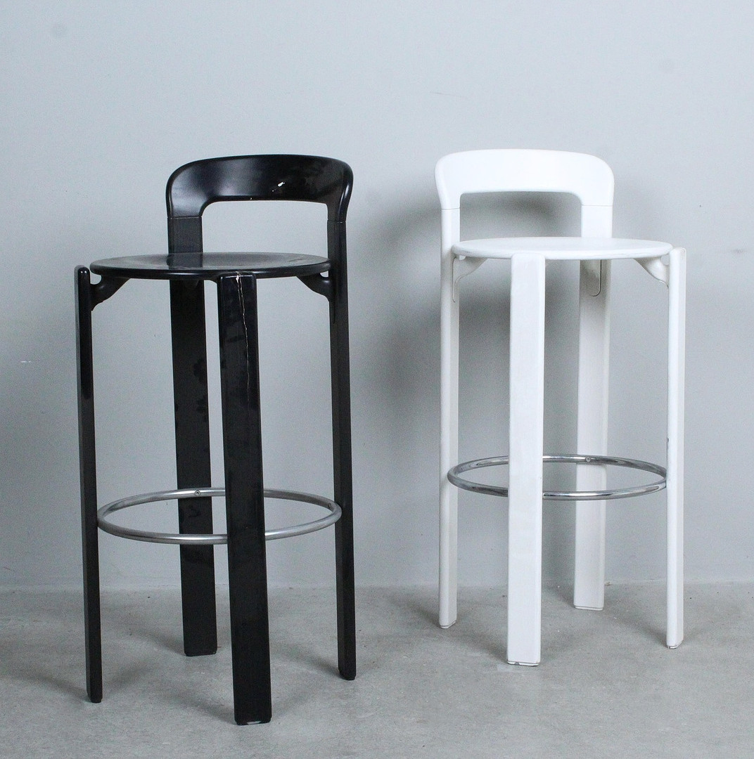 BRUNO REY. Dietiker / Kusch & Co., Paar Barhocker / Bar Stool, Buche, Entwurf 1971, Deutschland.