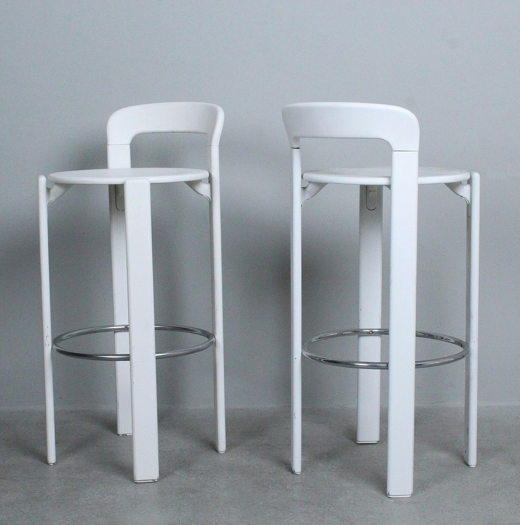 BRUNO REY. Dietiker / Kusch & Co., Paar Barhocker / Bar Stool, Buche, Entwurf 1971, Deutschland.