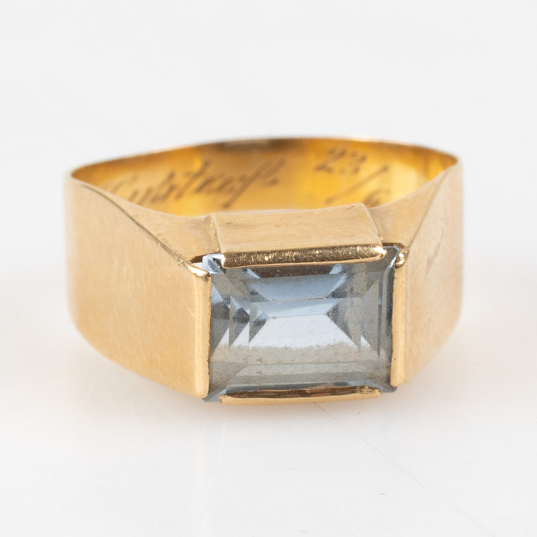 RING, 18K guld.