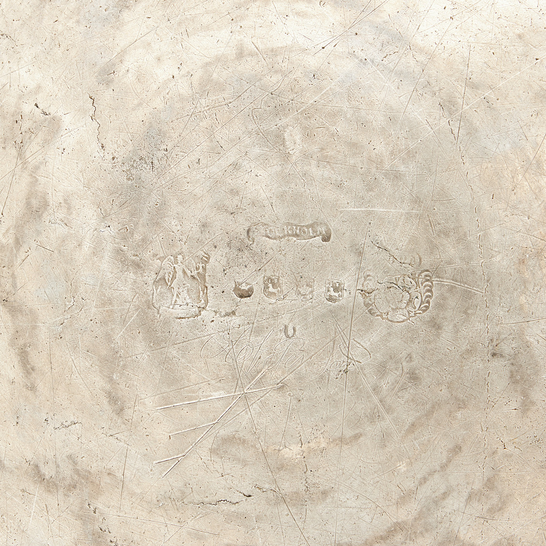 FAT, tenn, Jakob Sauer (verksam 1733-1765), Stockholm 1737, senbarock, hamrad dekor.