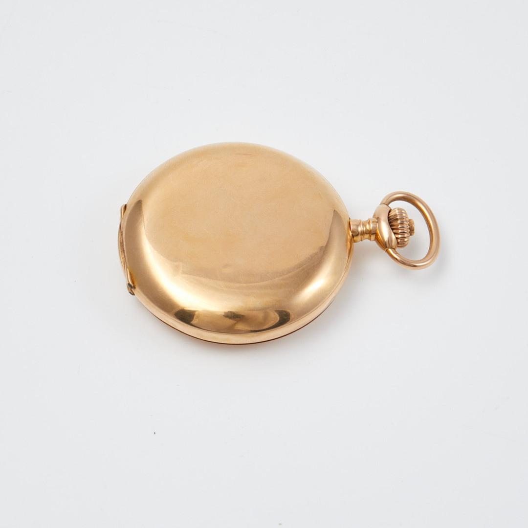 OMEGA, fickur/savonett, yttre boettlock i 18 k guld, innerboett metall, med etui.