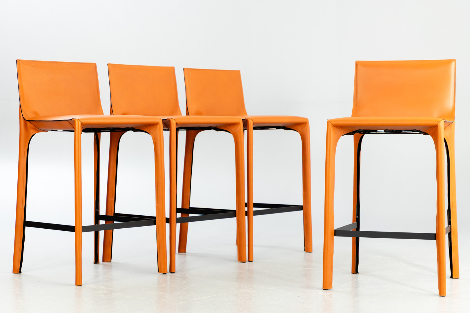 EOOS, Walter Knoll, Barhocker 'Saddle Chair' (4).